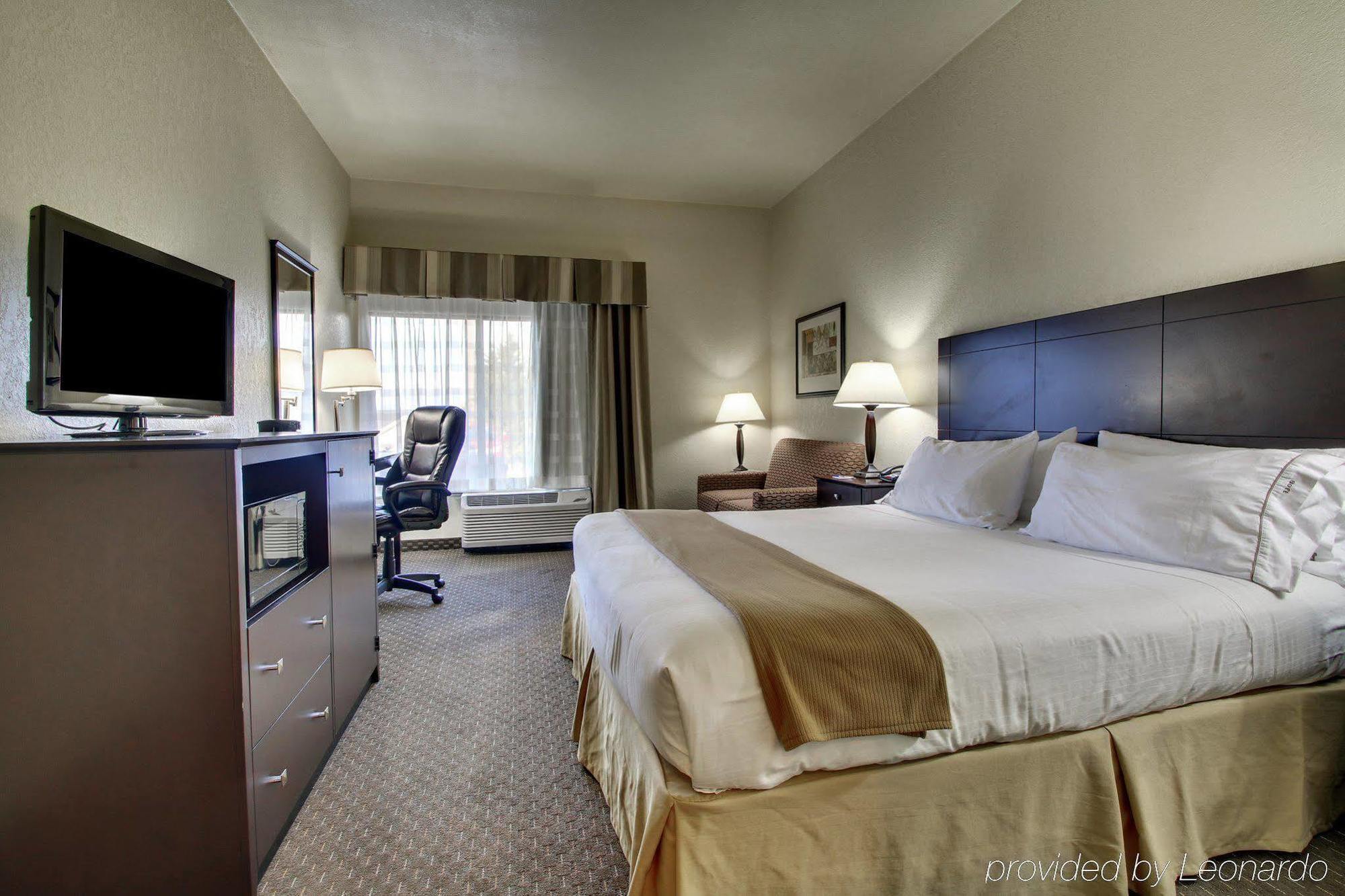 Comfort Inn & Suites Dahlonega University Area Buitenkant foto