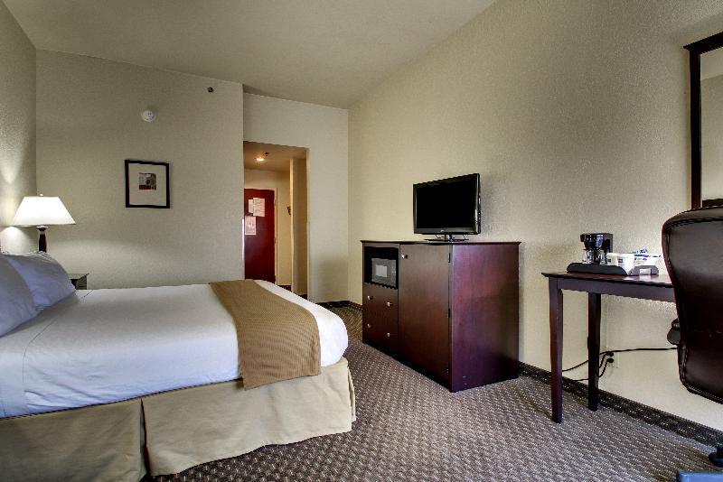 Comfort Inn & Suites Dahlonega University Area Buitenkant foto